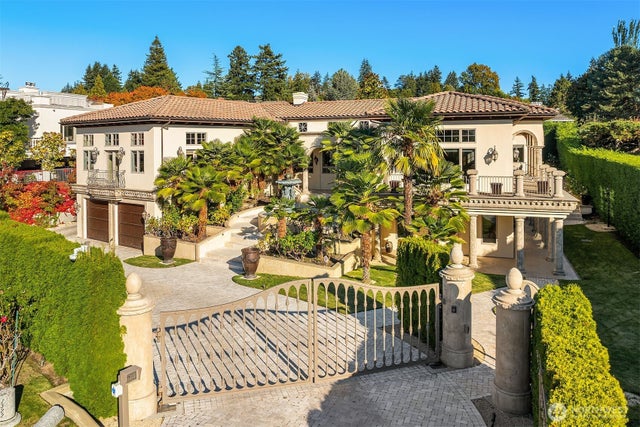 1322 91st Avenue Ne, Clyde Hill