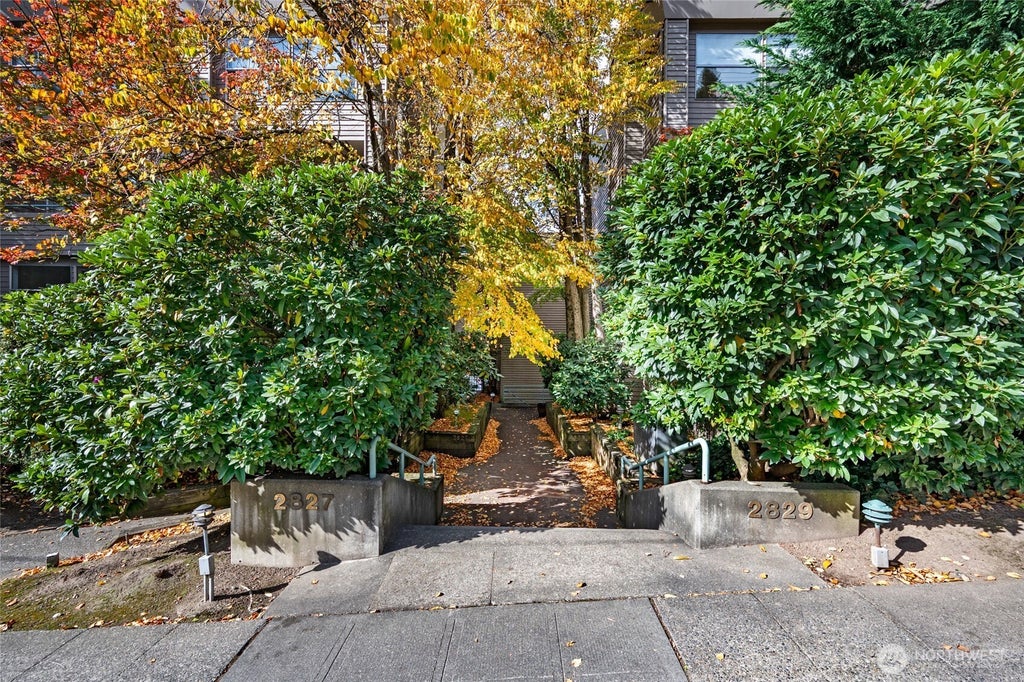 2827 Franklin Avenue E N9, Seattle