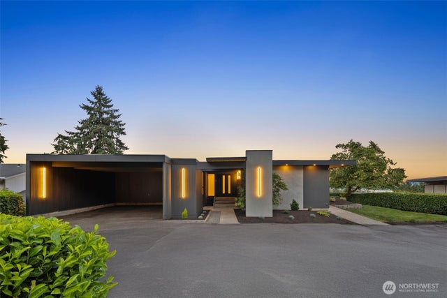 212 Hi Crest Drive, Auburn