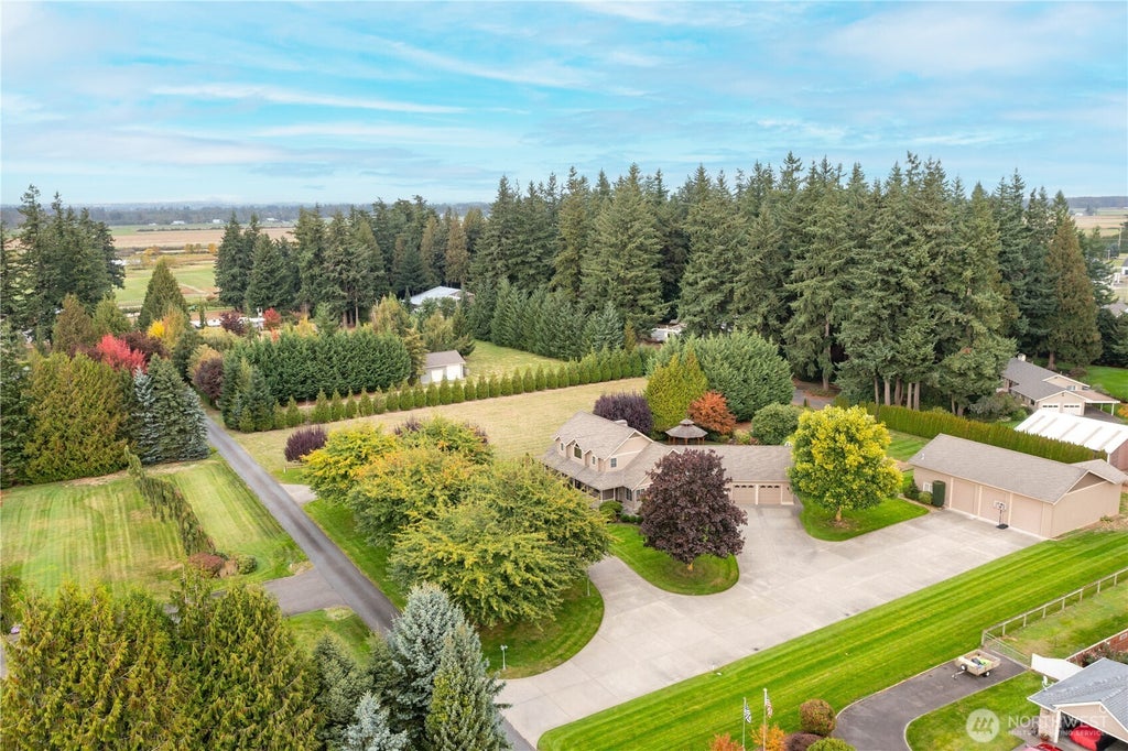 765 Van Dyk Road, Lynden
