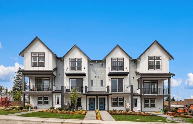 9008 Ne 203rd Lane A, Bothell