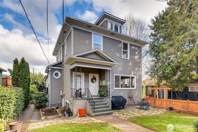 3624 Whitman Avenue N 4, Seattle