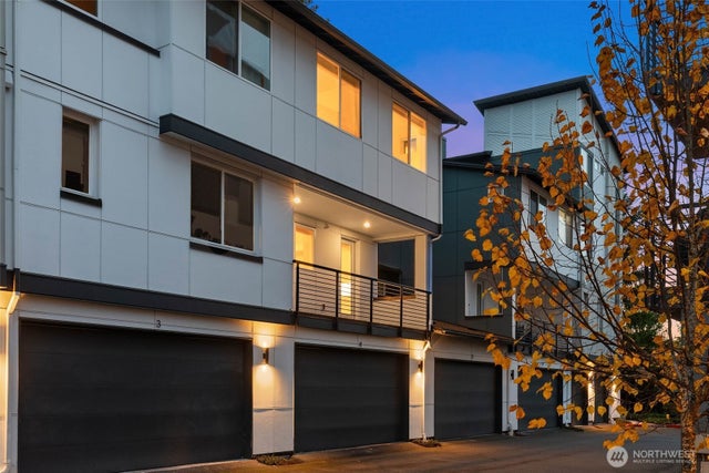 23111 Ne 8th Street D4, Sammamish