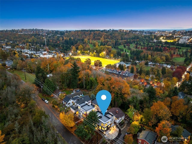 4411 21st Avenue Sw, Seattle