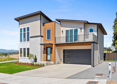 107 Chadwick Street Nw, East Wenatchee