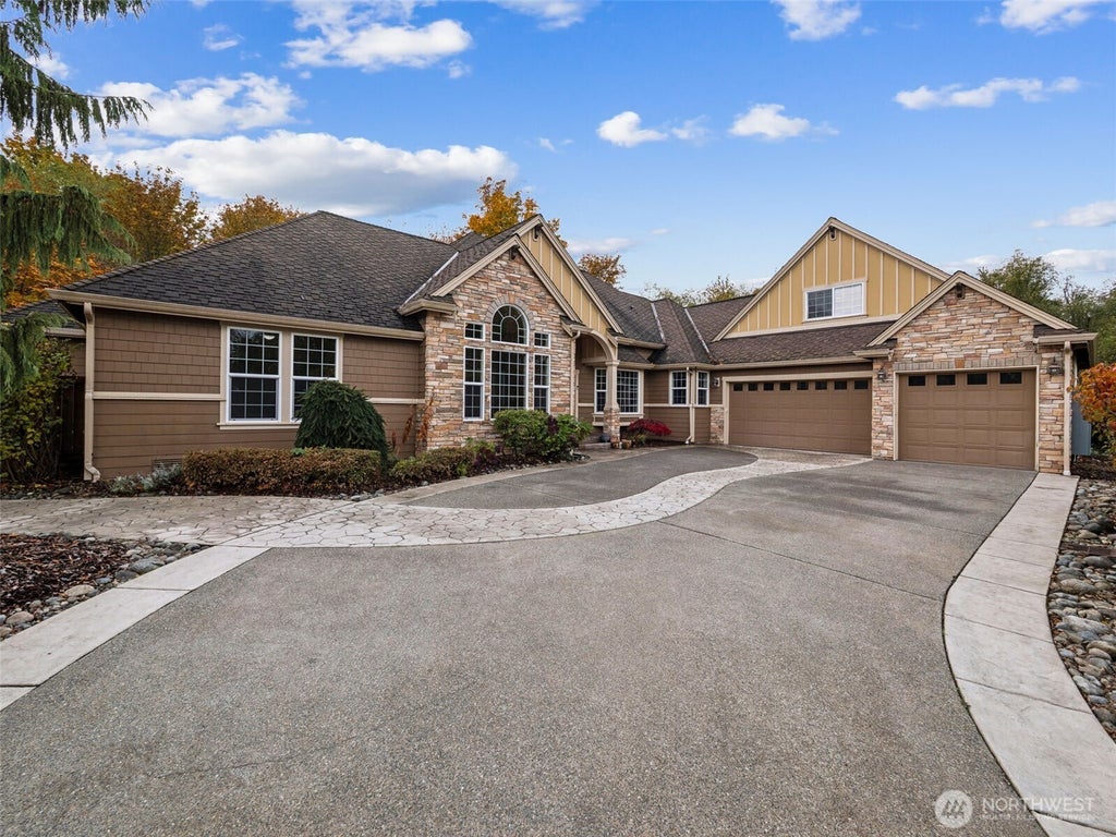 13216 215th St Ct E, Graham