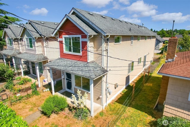 3910 S Holly Street, Seattle