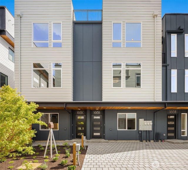 1615 N 50th Street C, Seattle