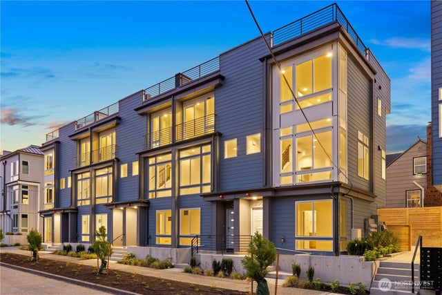 1206 B Nw 83rd Street, Seattle