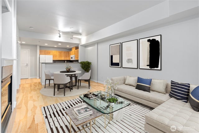 16275 Ne 85th Street 107, Redmond