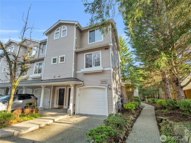 2070 132nd Avenue Se 712, Bellevue