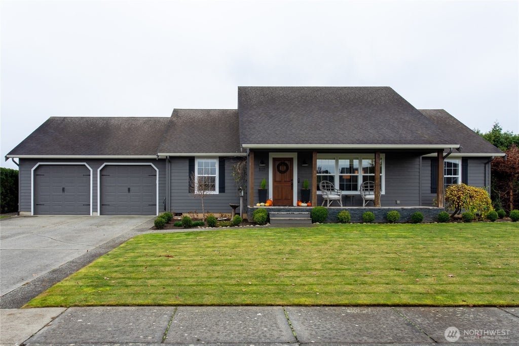 805 Cedar Drive, Lynden