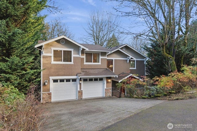 17412 32nd Avenue Ne, Lake Forest Park