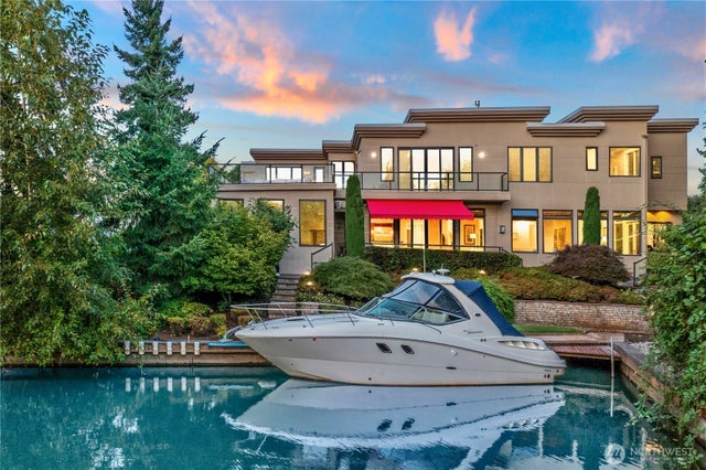 2 Crescent Key Se, Bellevue