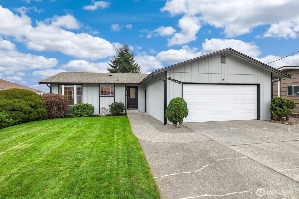 4609 N Vassault Street, Tacoma