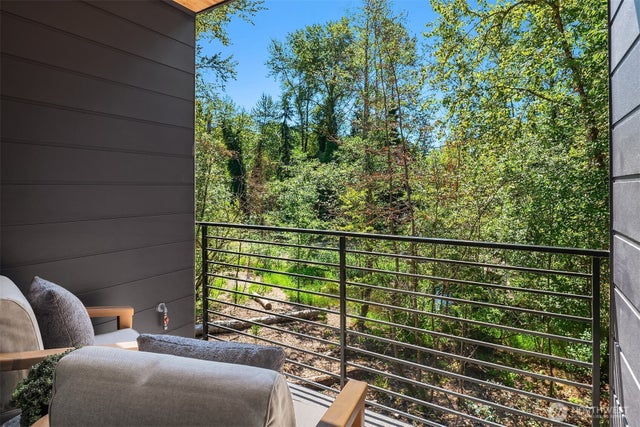 14821 Site 11 Ne 2nd Court, Bellevue