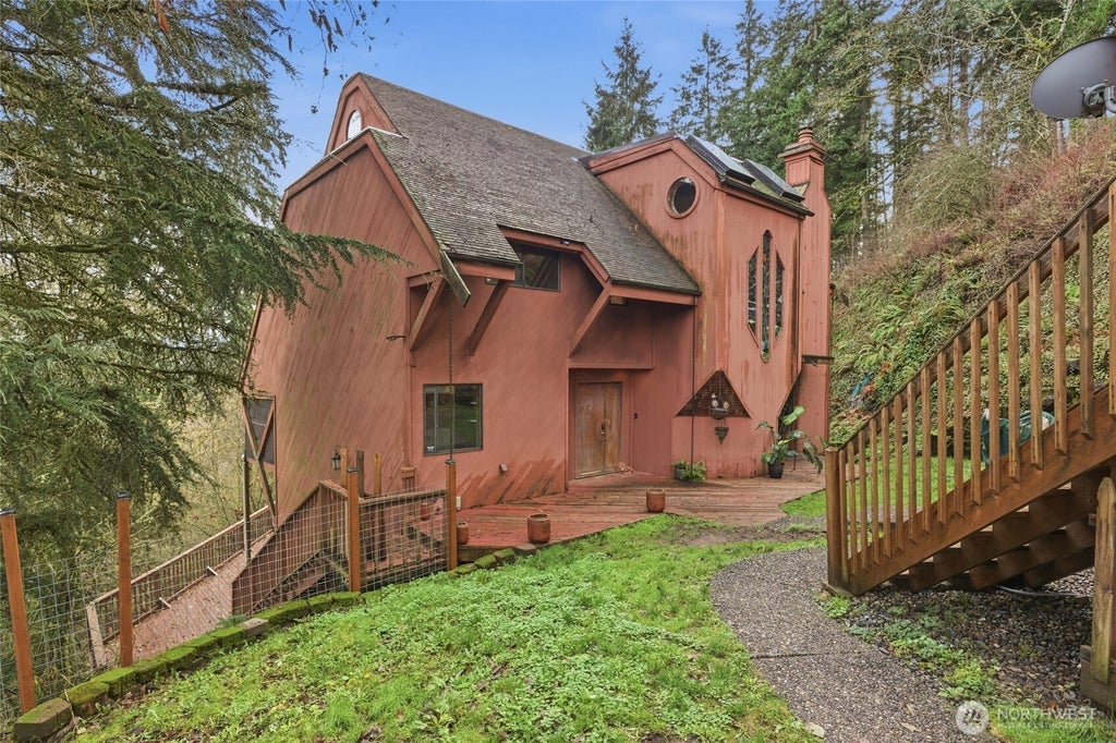 12425 137th Avenue E, Puyallup