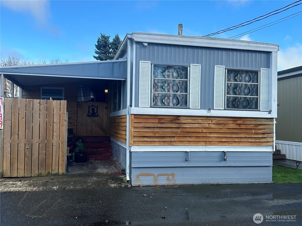 8080 Harborview Road 199, Blaine