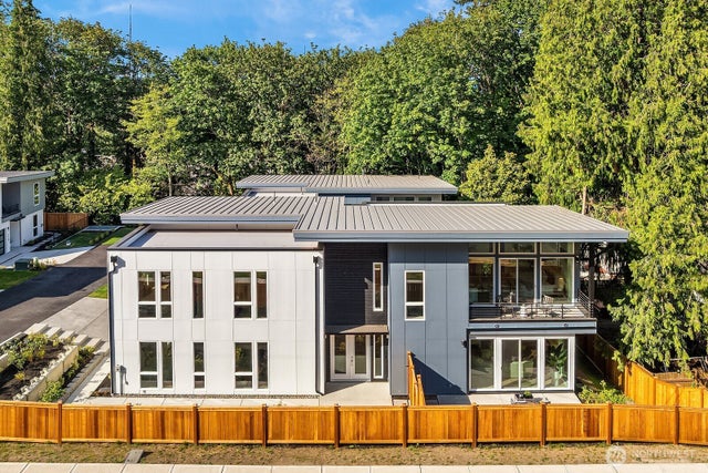 3983 162nd Place Se, Bellevue