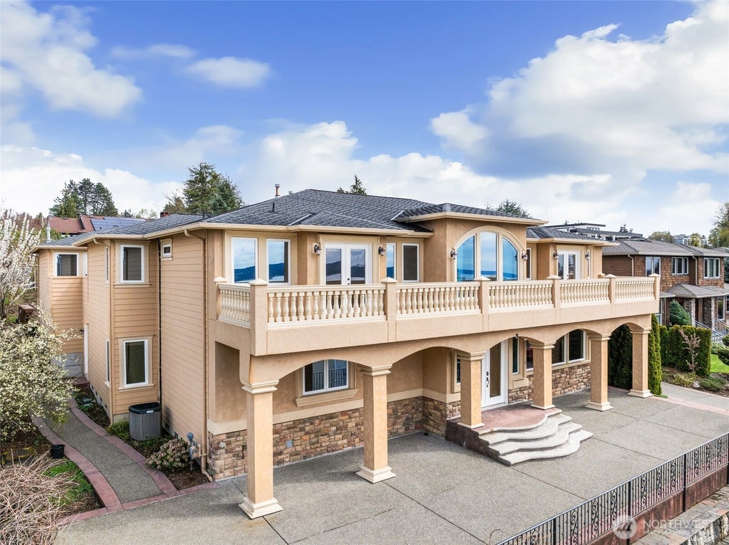 7613 N 10th Street, Tacoma