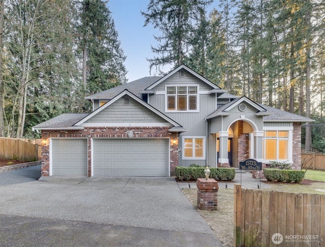 15733 Ne 165th St, Woodinville