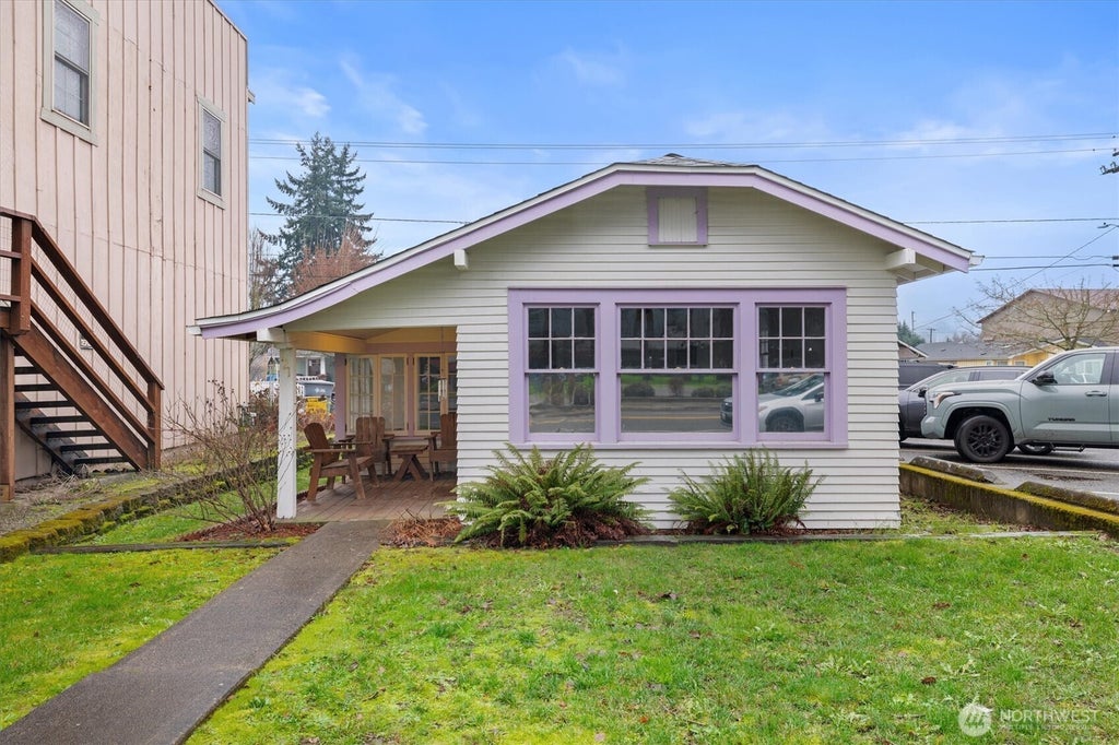 121 Van Scoyoc Avenue Sw, Orting