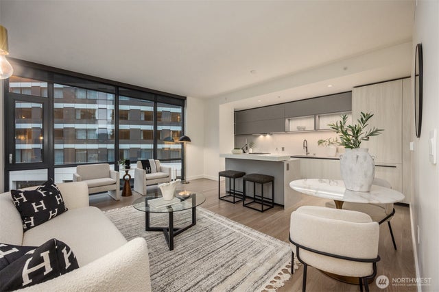 889 Avenue Square Ne 311, Bellevue