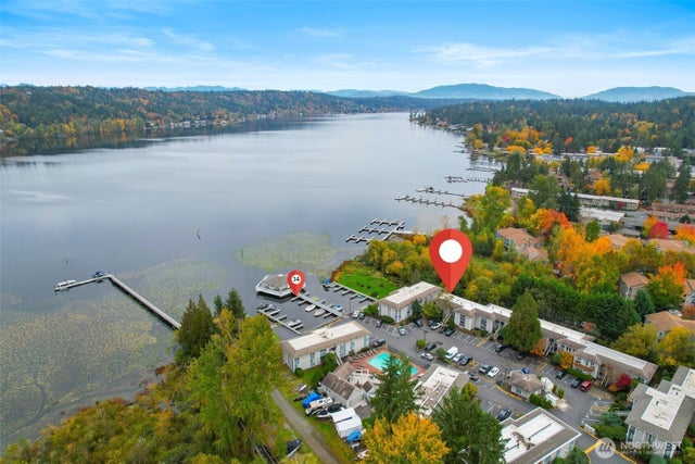 17407 Ne 45th Street 162, Redmond