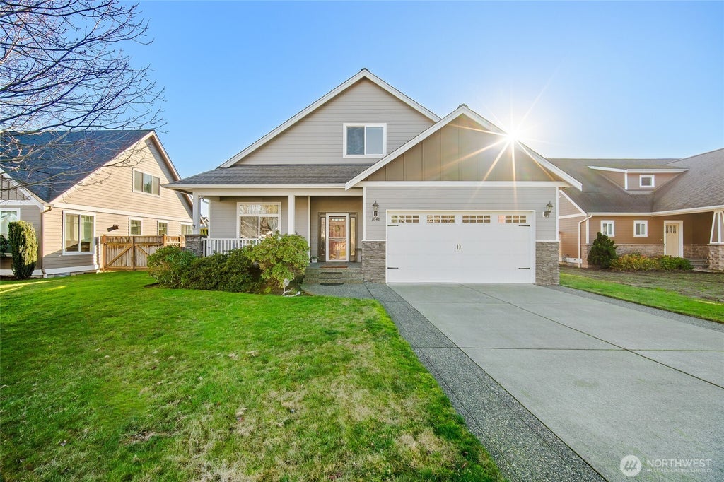 1648 Scenic Place, Lynden