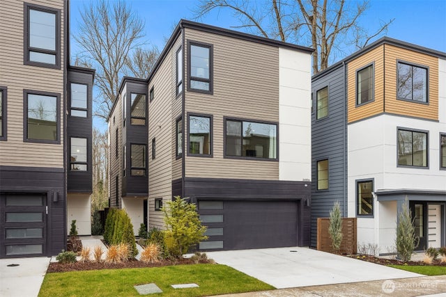 14856 Site 3 Ne 2nd Court, Bellevue