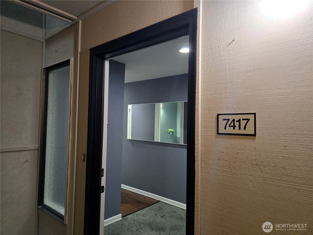 7417 Old Redmond Road, Redmond