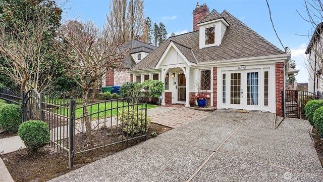 4335 Ne 45th Street, Seattle