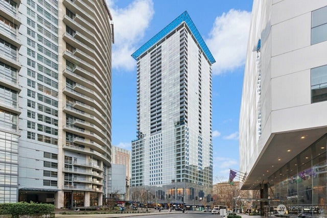 737 Olive Way 2200, Seattle