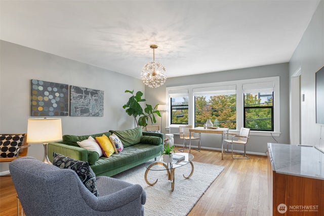 1136 13th Avenue Avenue 305, Seattle