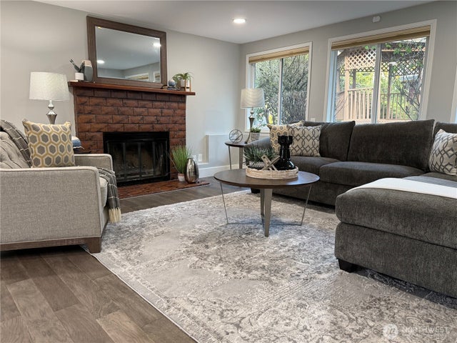 1525 218th Place Ne, Sammamish