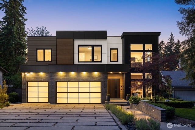 1215 96th Avenue Se, Bellevue