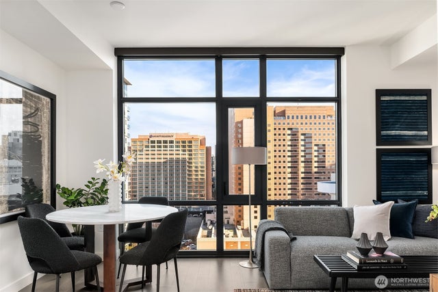 889 Avenue Square Ne 708, Bellevue