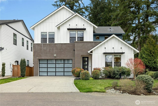 8784 Ne Winslow Grove Court, Bainbridge Island