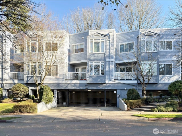 210 10th Street 4, Kirkland