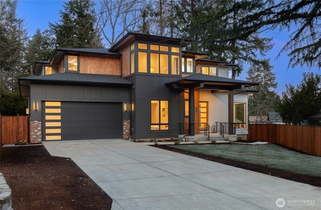 218 163rd Place Se, Bellevue