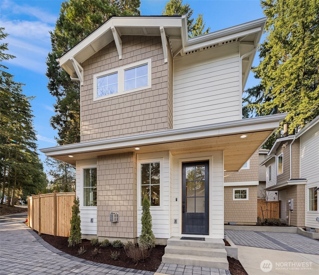 11810 Ne 103rd Place, Kirkland