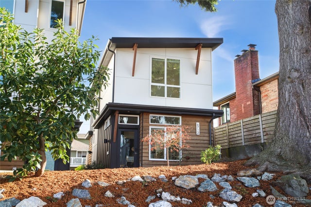 6712 36th Avenue Sw, Seattle