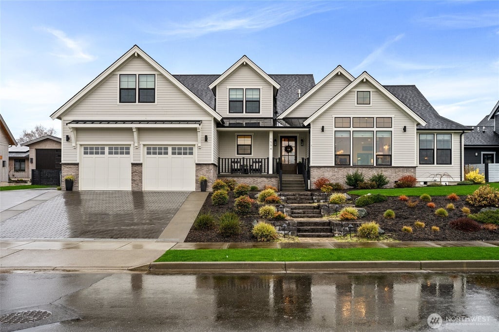 1594 Farmview Terrace, Lynden