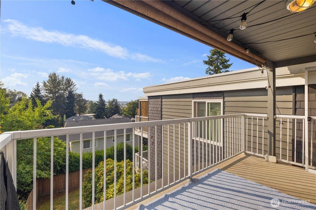 1113 Kirkland Avenue 6b, Kirkland