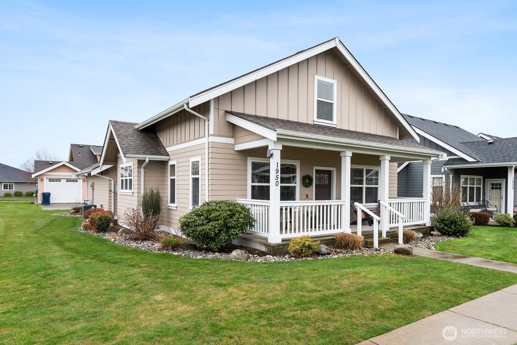 1950 N Prairie Lane, Lynden