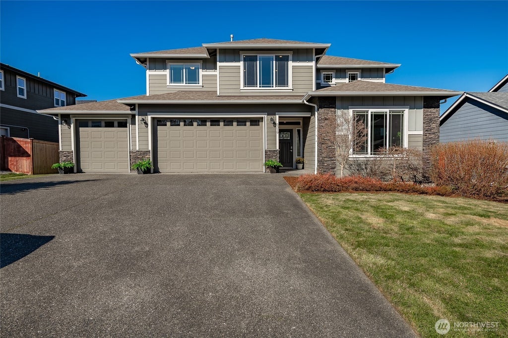 5319 Coastal Loop, Blaine