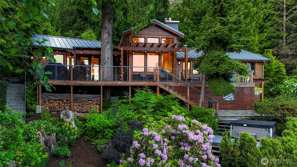 891 E Lake Samish Drive, Bellingham