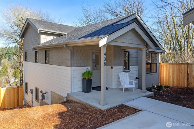 438 20th Ave, Kirkland