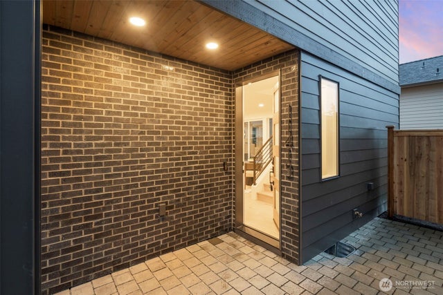 11413 Ne 91st Street, Kirkland