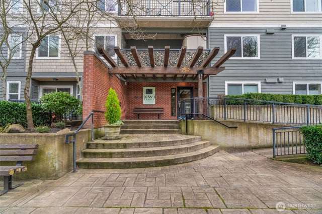 7912 170th Avenue Ne #204, Redmond